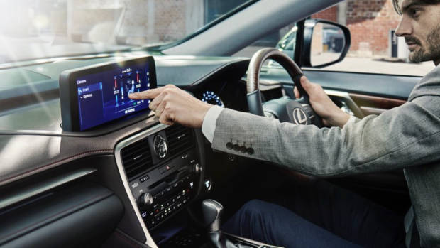 Lexus RX 2020 touchscreen