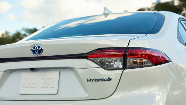 2020 Toyota Corolla Sedan Ext - 1
