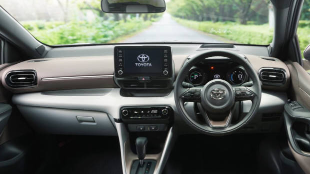 2020 Toyota Yaris Int