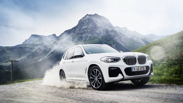 2020 BMW X3 xDrive 30e skrrt