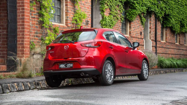 2020 Mazda 2 Facelift - 1