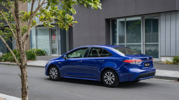 Toyota Corolla sedan review 2020