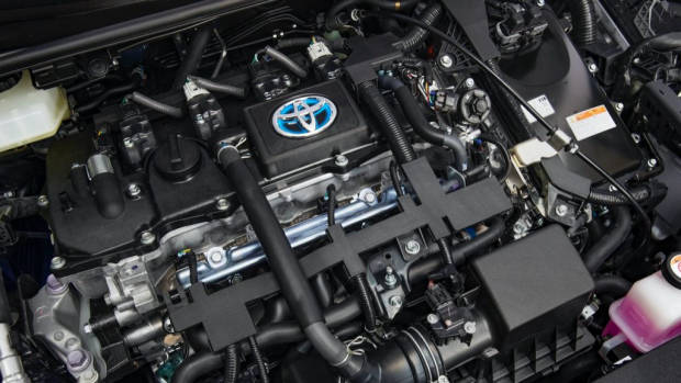 Toyota Corolla sedan review 2020 hybrid engine