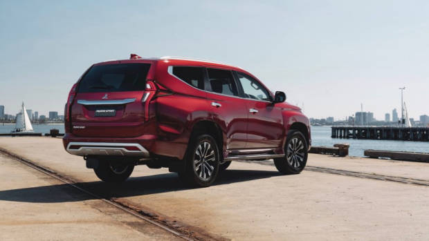 2020 Mitsubishi Pajero Sport - 3