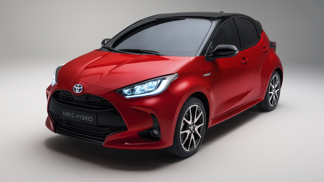 Toyota Yaris Hybrid 2020 red