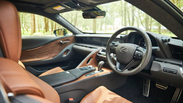 Lexus LC 500 Inspiration Series 2020 tan interior