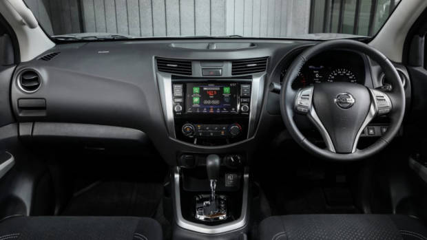 2020 Nissan Navara ST - 5