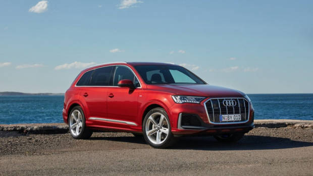 2020 Audi Q7 Matador Red front