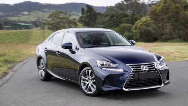 Is The 2020 Lexus Is 300 Rwd The Perfect Luxury Car? - 2srh922