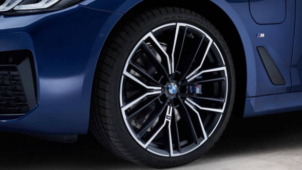 2021 5 Series LCI - 6