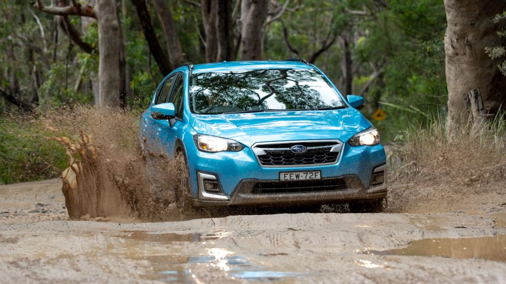 Subaru XV Hybrid 2020 review mud