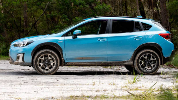 Subaru XV Hybrid 2020 review side profile