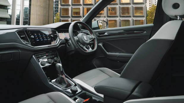 Volkswagen T-Roc review front interior