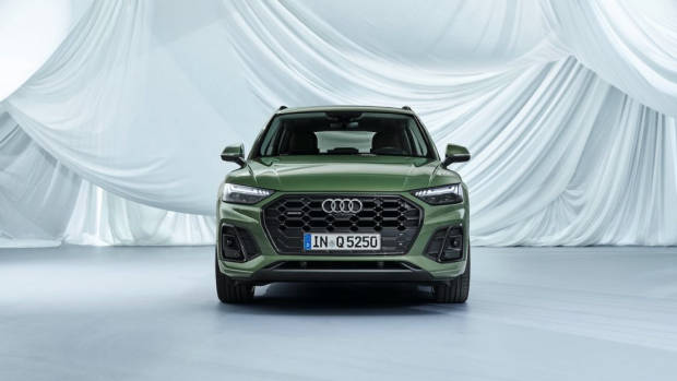 2021 Audi Q5 facelift green grille