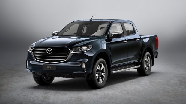 Mazda BT-50 2021 reveal front