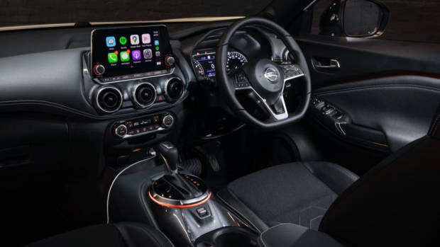 Nissan Juke CarPlay 2020