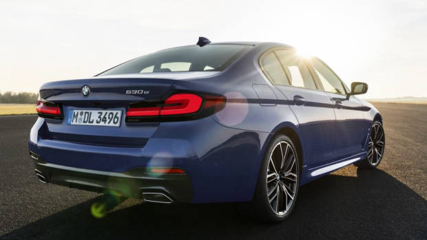 2021 BMW 5 Series rear