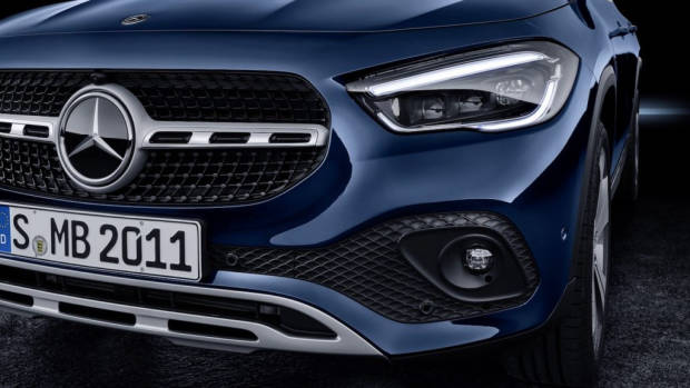 2021 Mercedes-Benz GLA-Class Snout