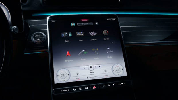 2021 S-Class MBUX Screen 1