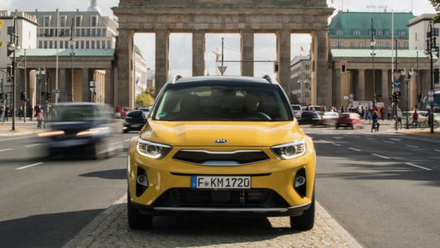 2020 Kia Stonic Blue Front