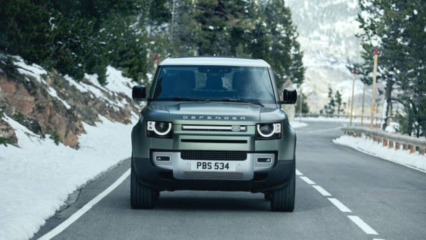 2020 Land Rover Defender 110 Front