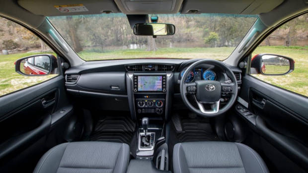 2020 Toyota Fortuner GX.