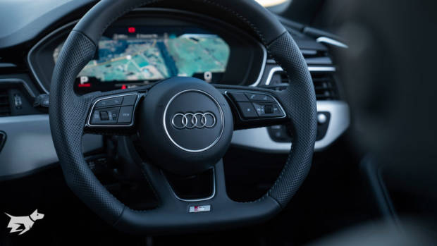 Audi 2019 steering wheel with Virtual Cockpit