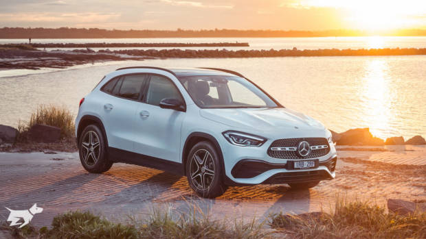 Mercedes-Benz GLA 250 2021 front end