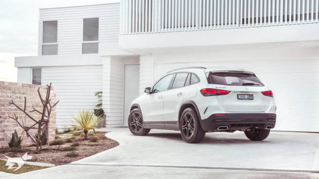 Mercedes-Benz GLA 250 2021 rear end