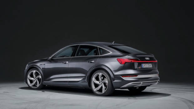 Audi e-tron S Sportback Profile