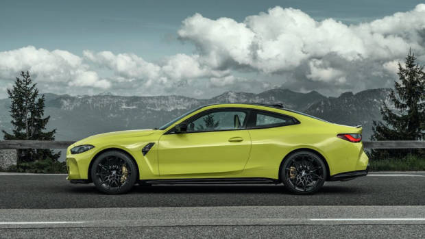 2021 BMW M4 Profile