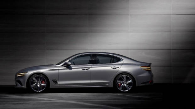 2021 Genesis G70 Profile