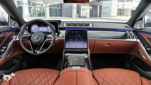 Mercedes-Benz S-Class W223 new dashboard layout