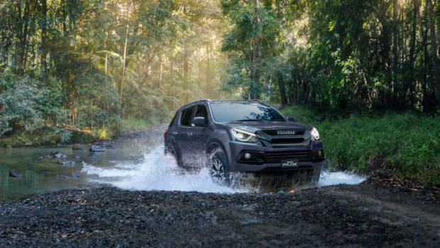 2020 ISUZU MU-X ONYX Edition Splesh