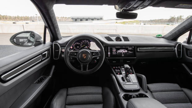 2021 Cayenne E-Hybrid Interior