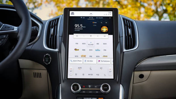 2021 Ford Edge Endura Screen