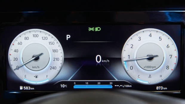 Hyundai i30 Sedan Digi gauge