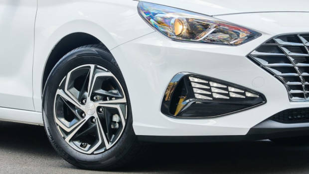2021 Hyundai i30 hatch wheels