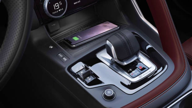 2021 Jaguar E-Pace Shifter
