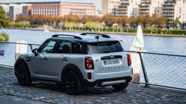 2021 Mini Countryman Rear 3/4