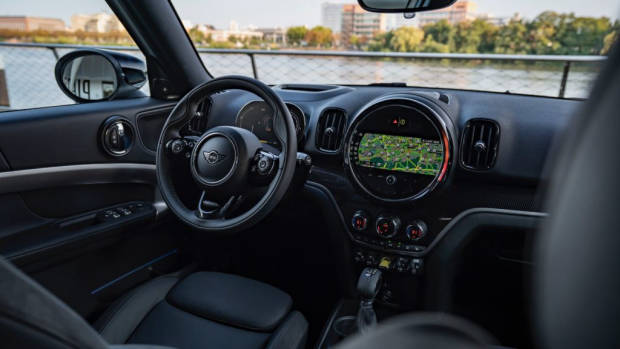 2021 Mini Countryman Interior
