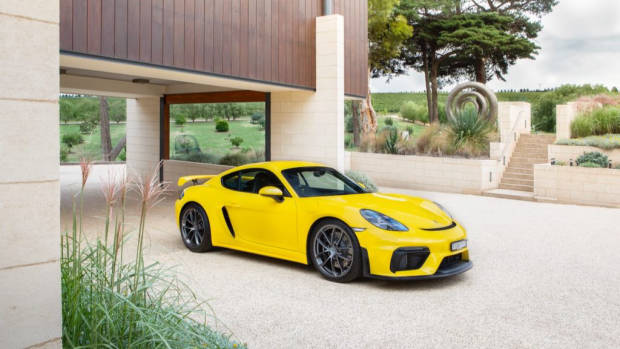 2021 Porsche 718 Cayman GT4