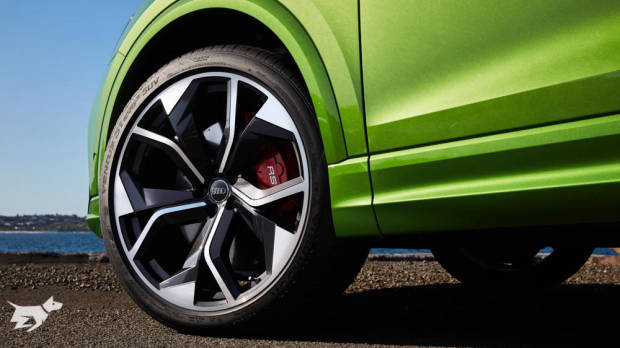 23 inch wheels on the 2021 Audi RSQ8 SUV finished in Java Green