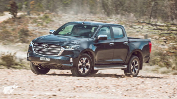 The Mazda BT-50 2021 driving off road