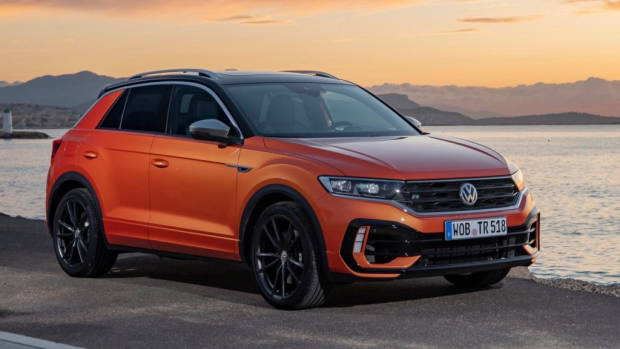 2020 Volkswagen T-Roc R front