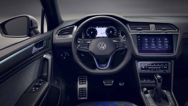 2021 Volkswagen Tiguan R interior