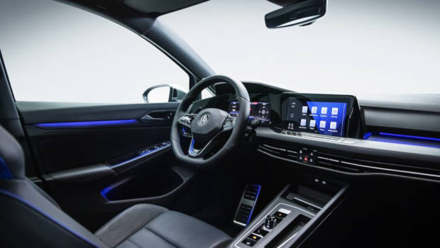 2022 Volkswagen Golf R interior