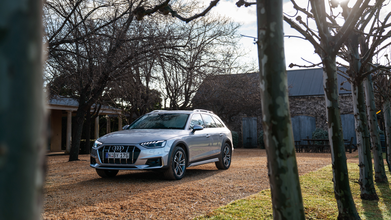 Audi A4 Allroad 2021 silver
