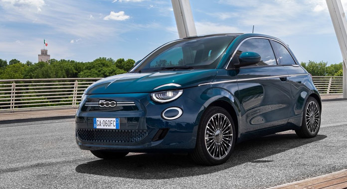 Fiat 500 Reviews & News | Chasing Cars