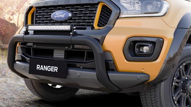 Ford Ranger Wildtrak X 2021 black grille light bar